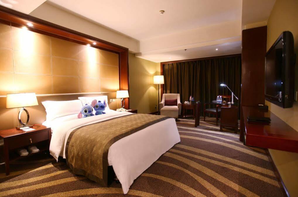 Empark Grand Hotel Чунцин Экстерьер фото