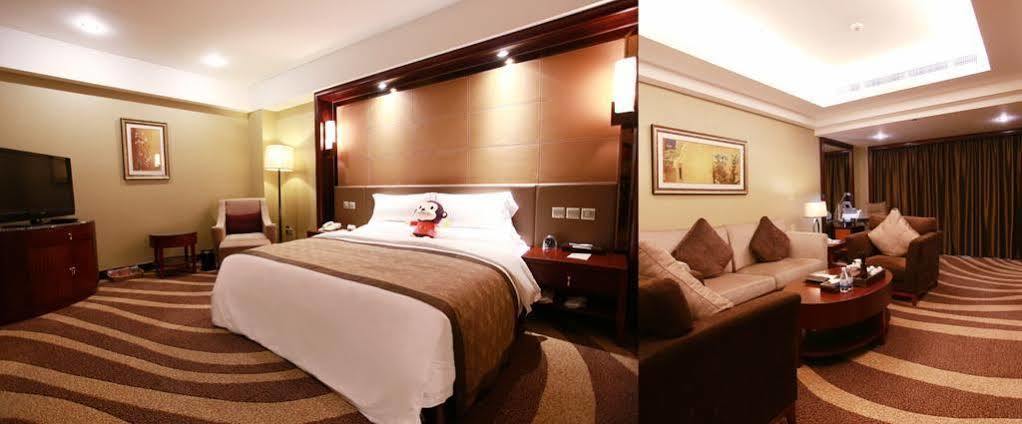 Empark Grand Hotel Чунцин Экстерьер фото